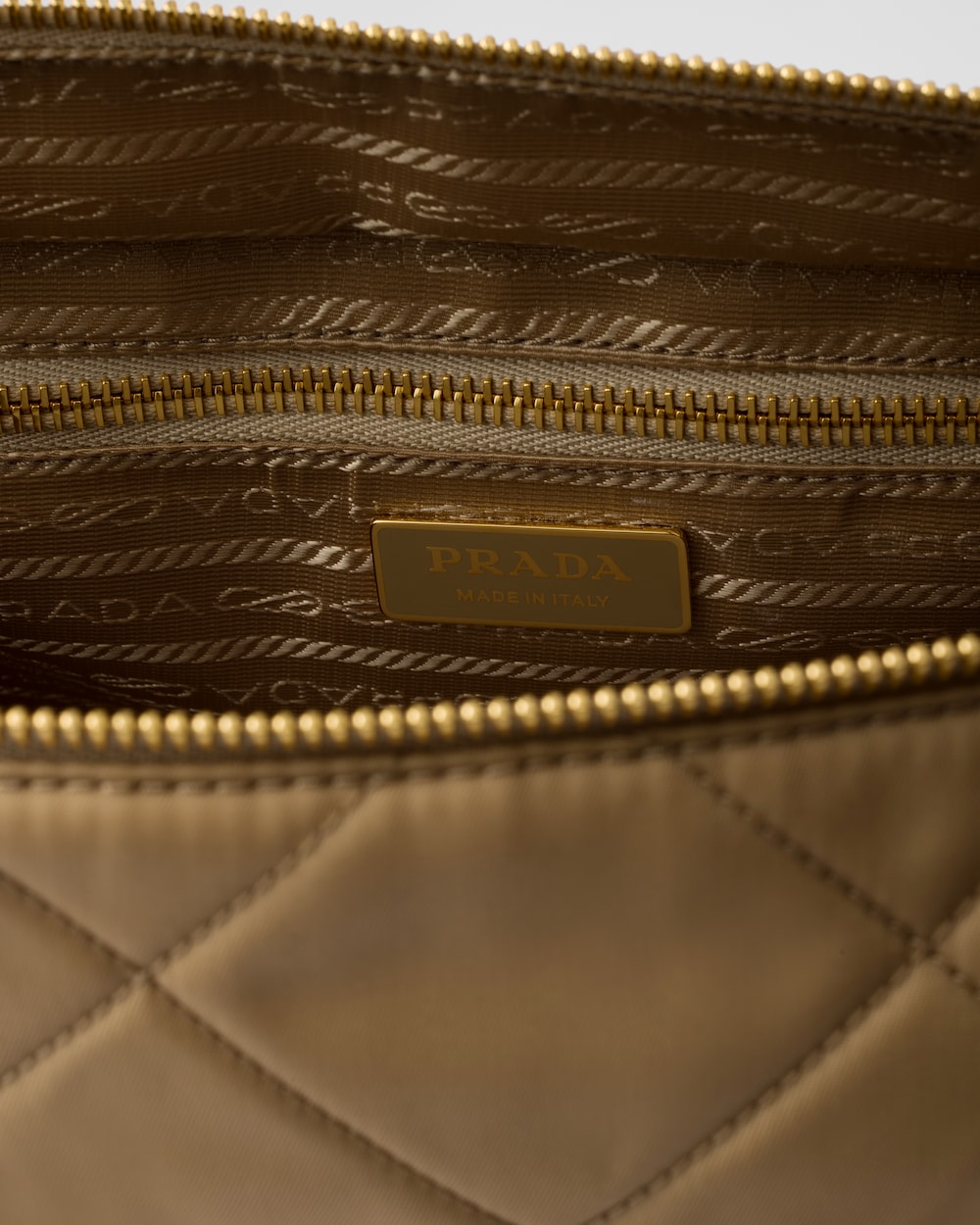 Prada Re-Edition 1995 Chaîne Large Re-Nylon Bag - Image 3